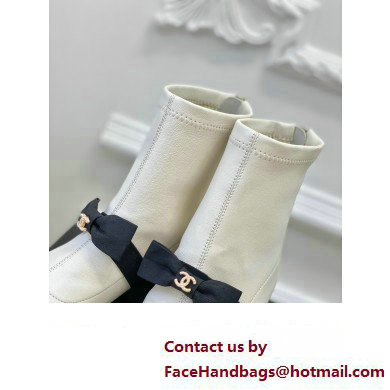 Chanel Heel 5.5cm Stretch Lambskin  &  Patent Calfskin Short Boots with Bow G40099 White 2023